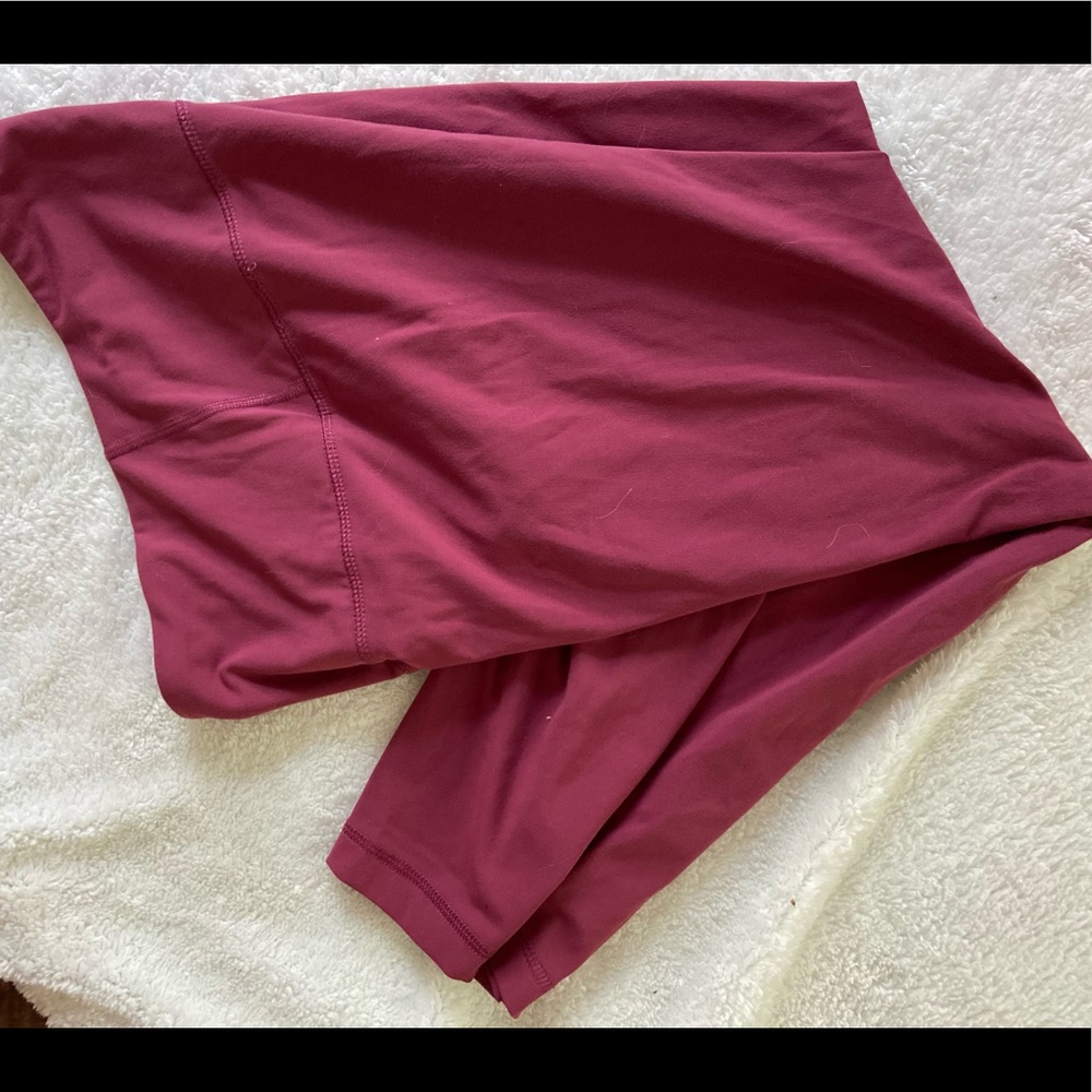 Maroon leggings